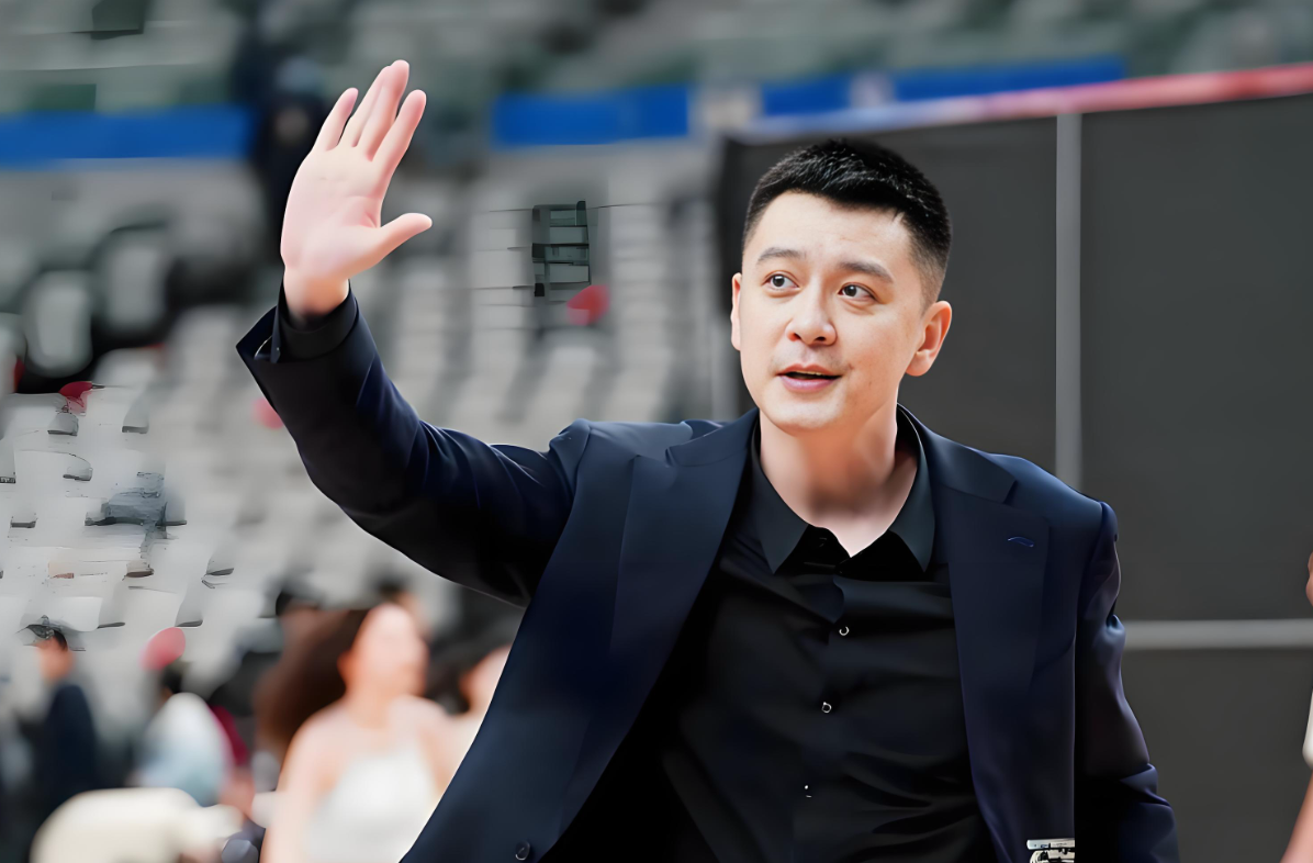 篮球媒体人:辽宁队同意杨鸣辞职,新一任主教练锁定人选